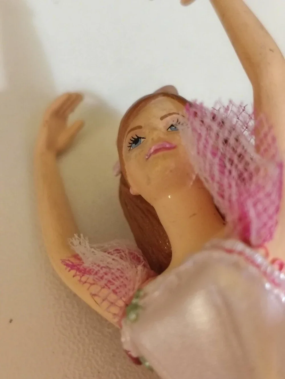 Hallmark Keepsake Ornament 'Flower Ballerina Barbie' from 2007